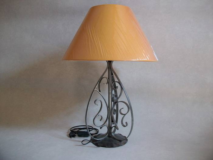 Wrought iron lamp éole. Alain Segura