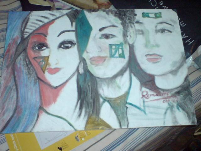 Aliens at the bar. Remasiri Remasiri