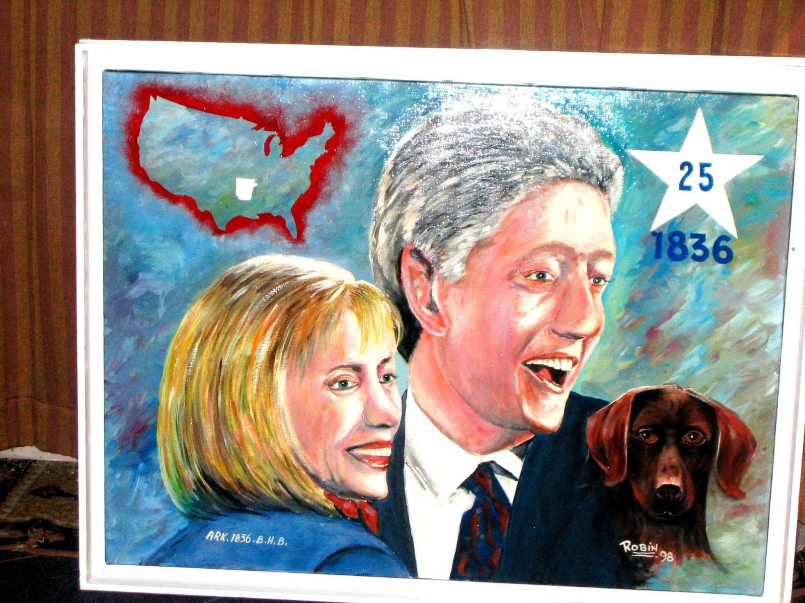 The Clinton and their dog - same dimensions as the Clinton and their cat. 