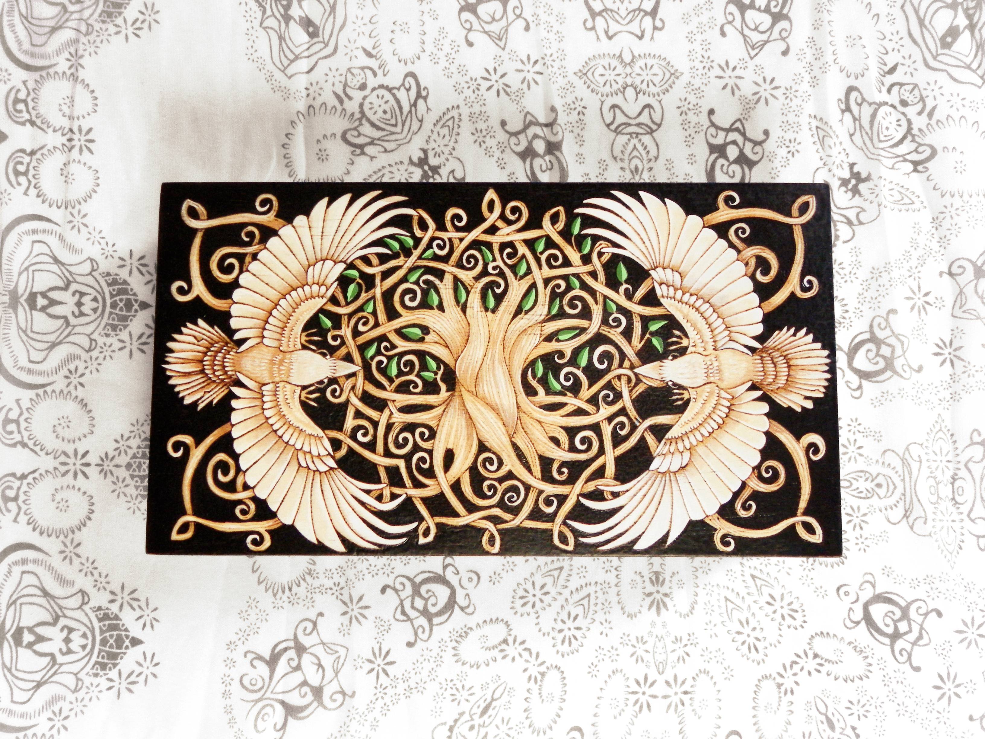 Celtic Ravens - Trinket box. Galuska
