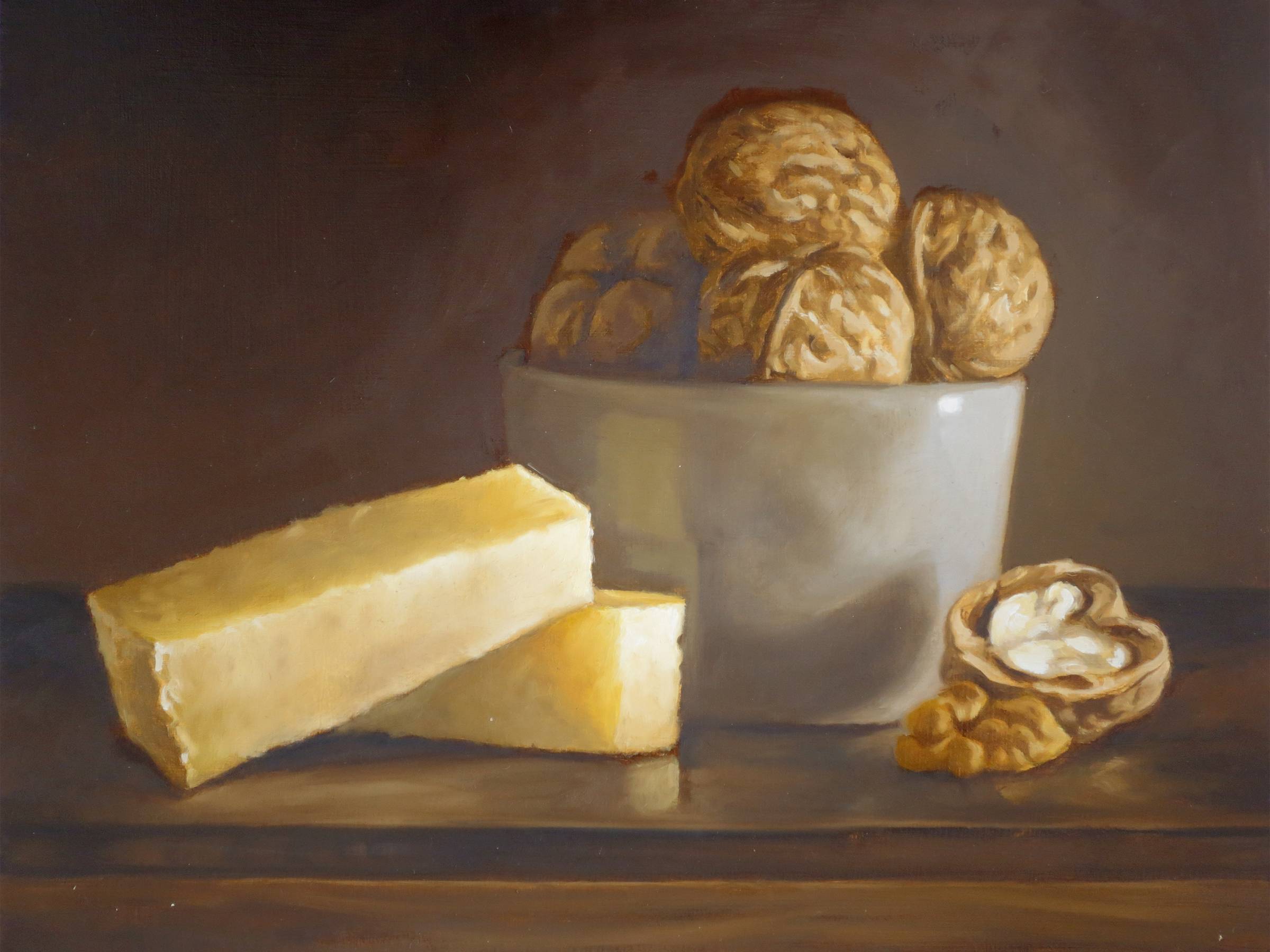 Salers et pot de noix / Salers and walnuts in bowl. Hellbay Hellbay