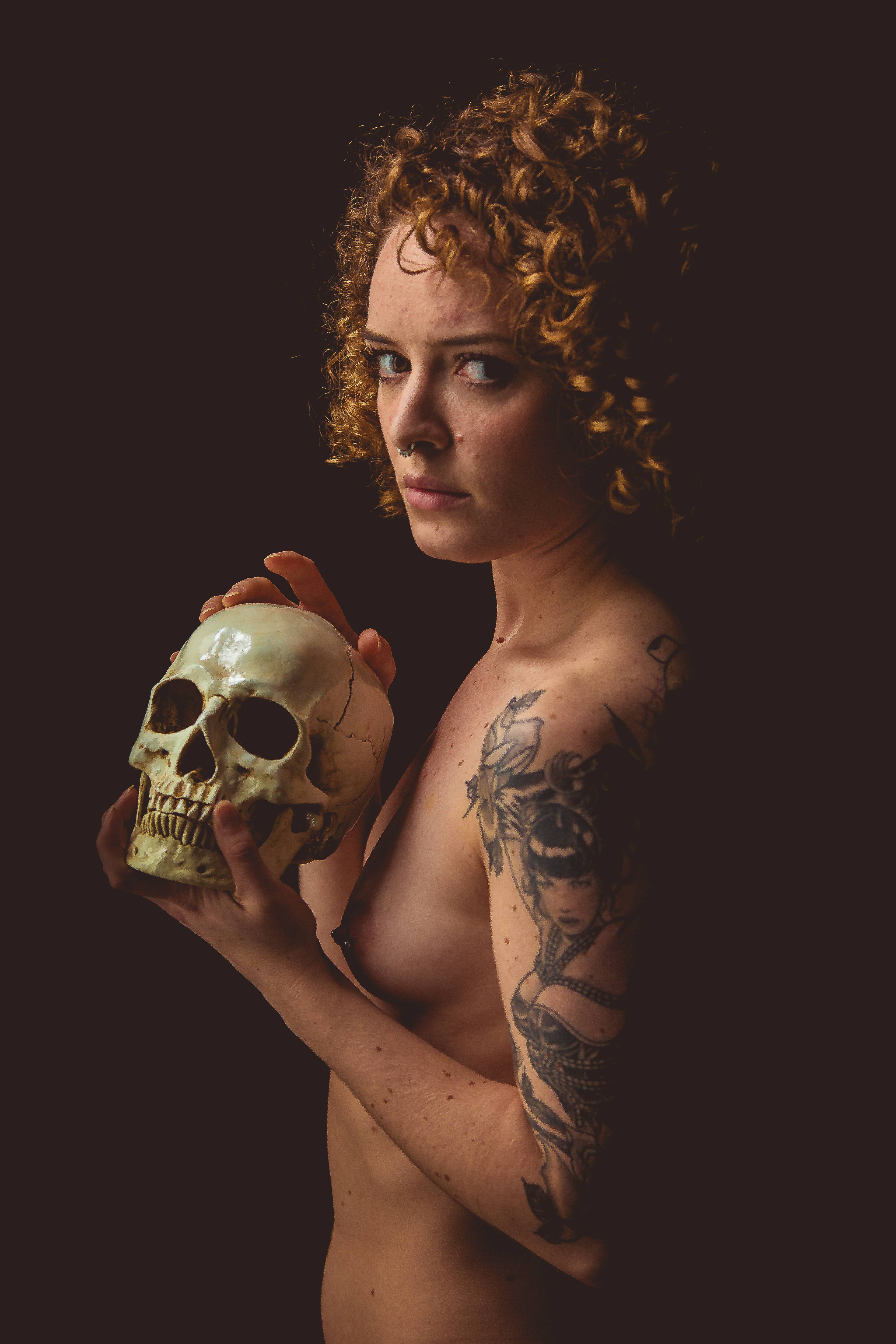 La femme et la mort. 