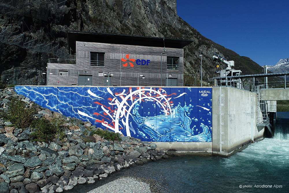 Fresque murale sur barrage edf. Mural Studio Mural Studio