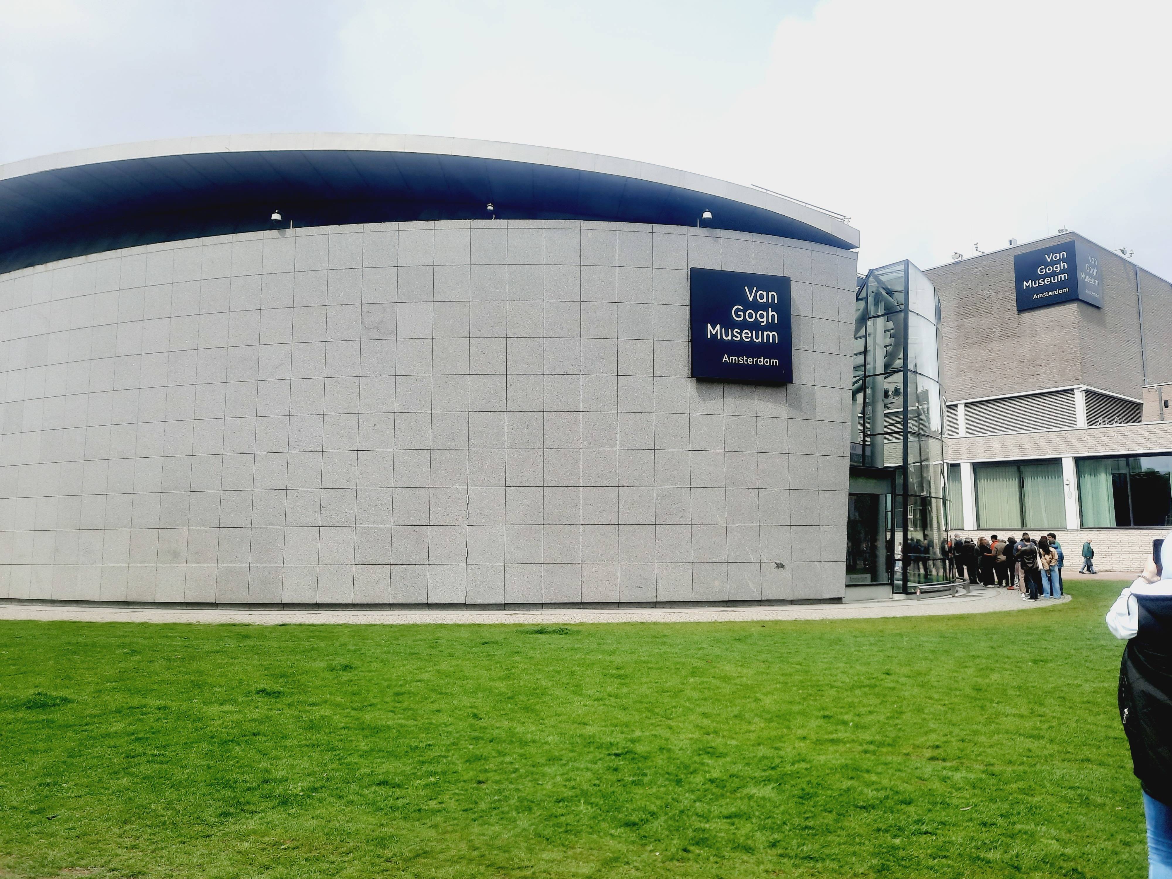 Van gogh museum mai 2025. Léo