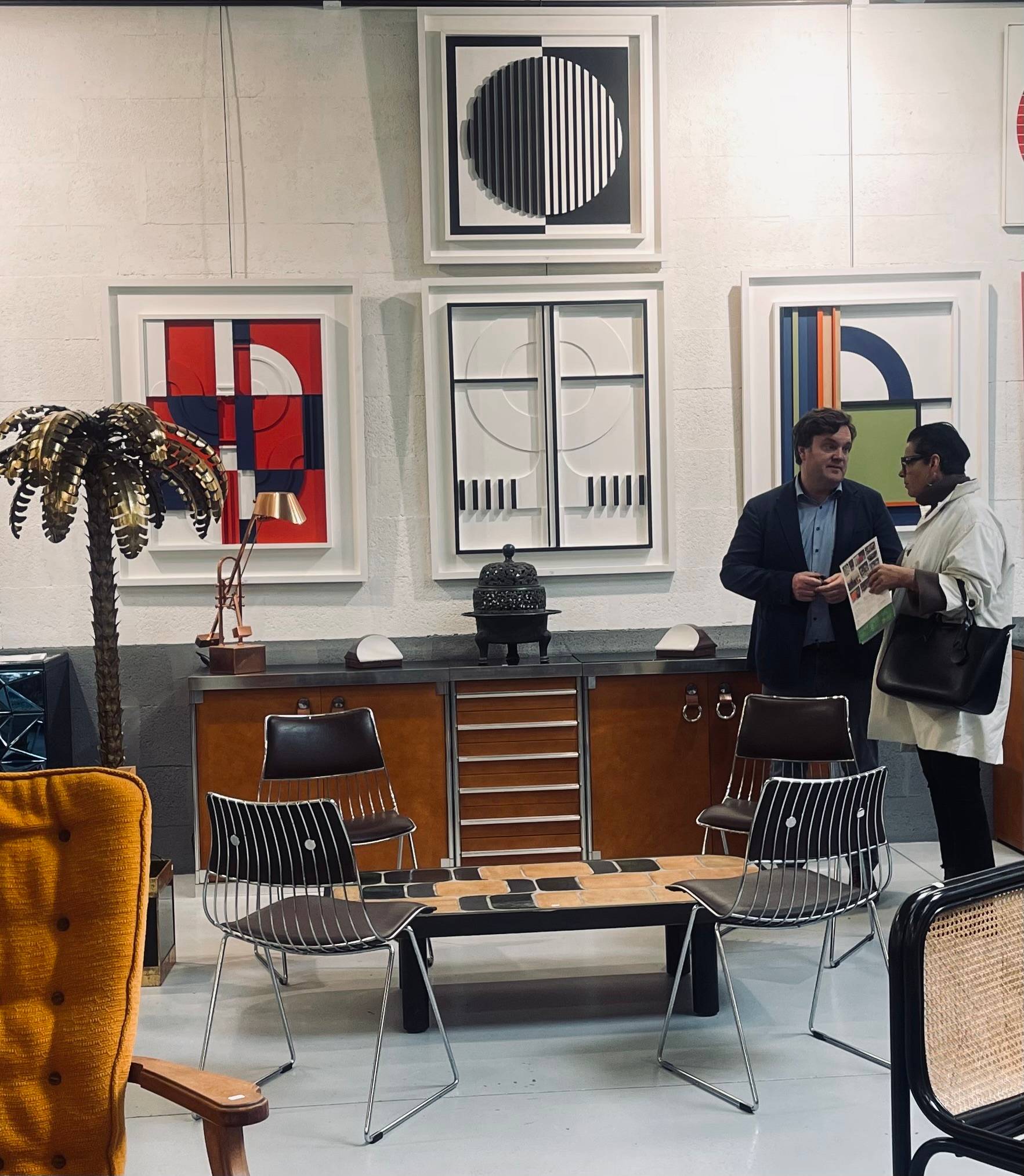 4 Garnier à la vente cataloguée du 11 novembre chez Enchères Côte d’Opale http. 