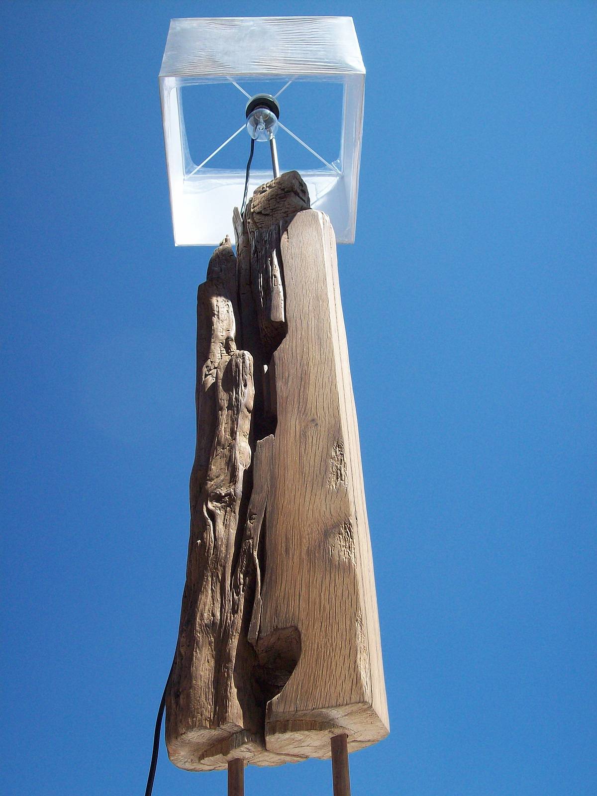 Lampe chene et acier: brute et simple. Cedric Alexandre