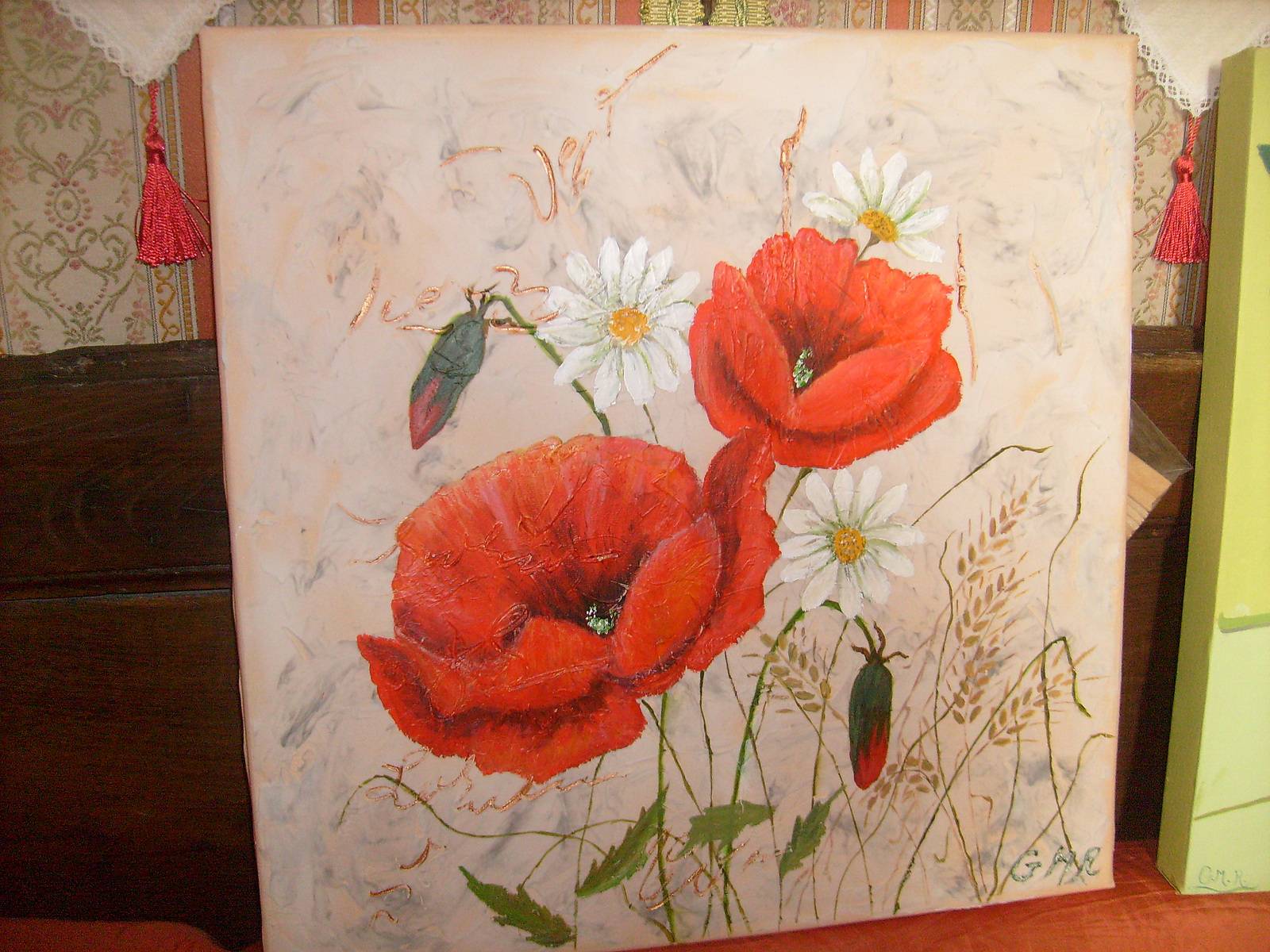 Wildflowers, rougoyantes in wheat. 