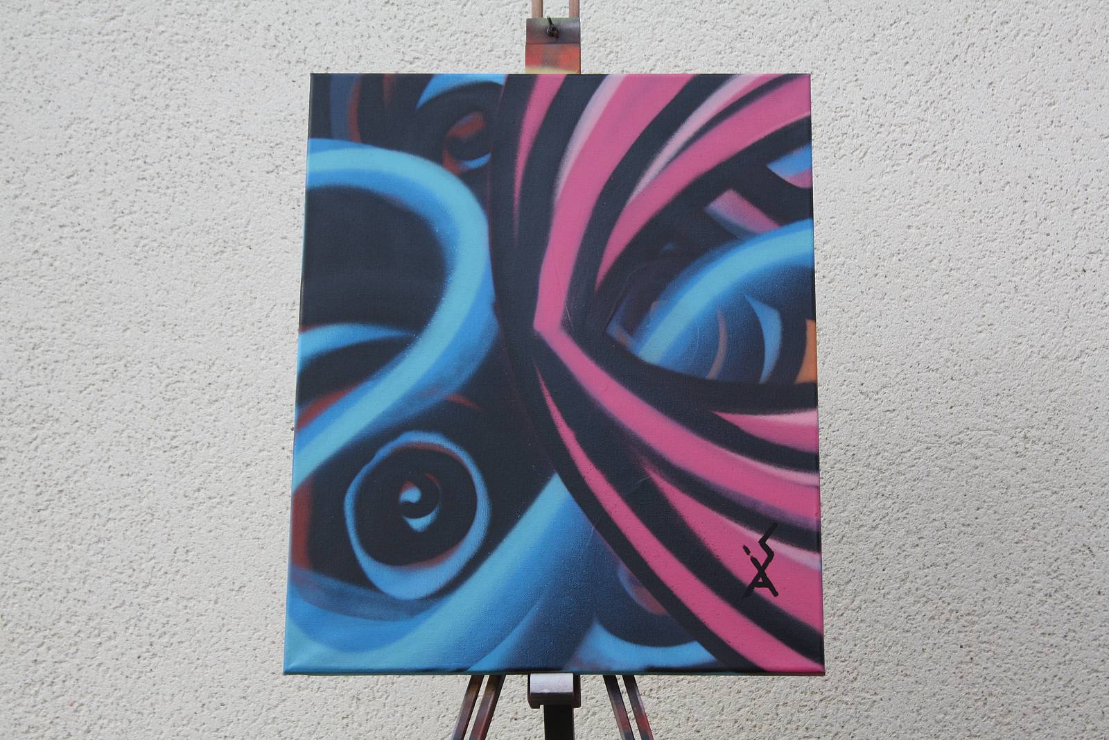 Decall Eyes en Rose, noir, bleu. 