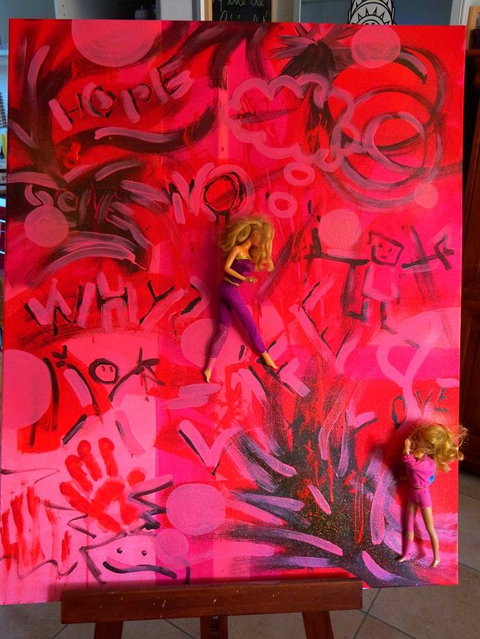 La vie en rouge.  Play-Art Christine Childs