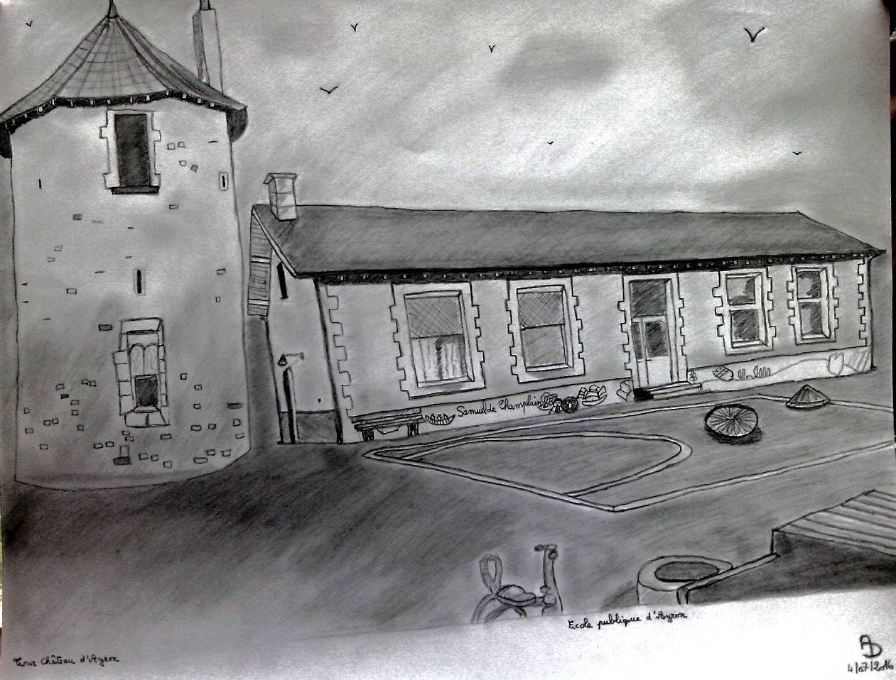 Une partie de l'Ecole publique d'Ayron avec le pigeonnier du château d'Ayron. 