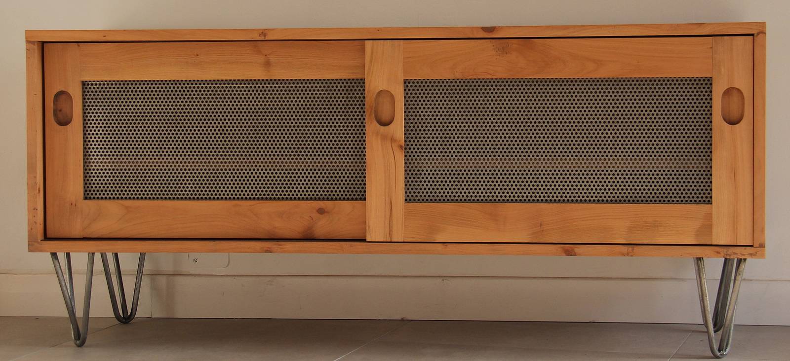 Meuble tv. Raphael Warchol