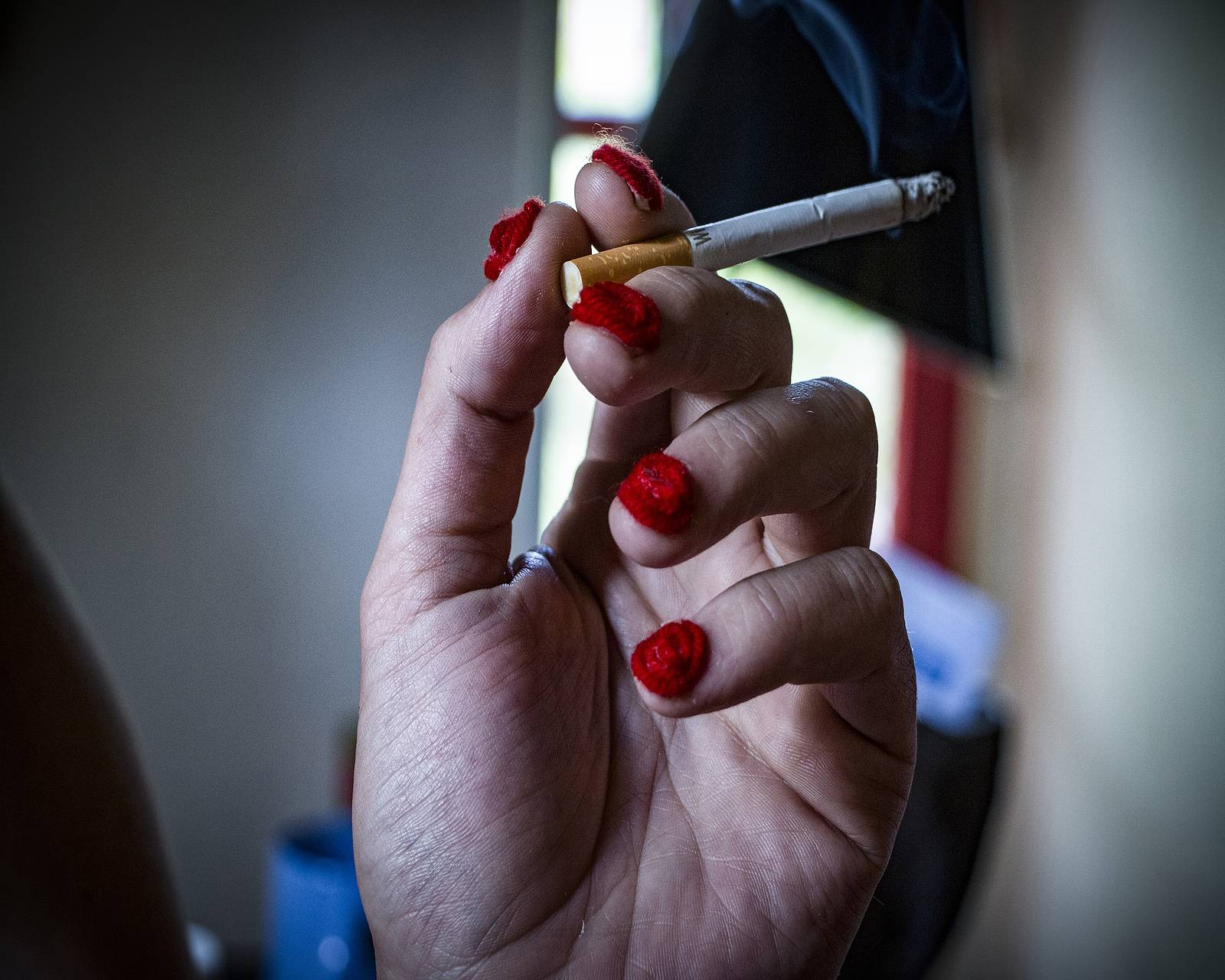 Vernis et Nicotine. Olivier Botta