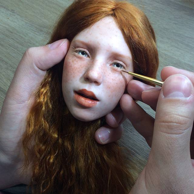 Almost too much hyper realistic dolls… Creepy!